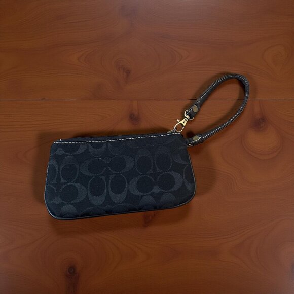Vintage Y2K Coach Black Signature C Slim Mini Wristlet Pouch Clutch Bag - Picture 1 of 15